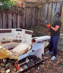 Best Appliance Removal  in Holyoke, CO